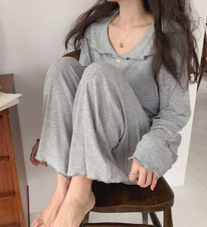 Soft Sweet Scalloped Collar Pajamas