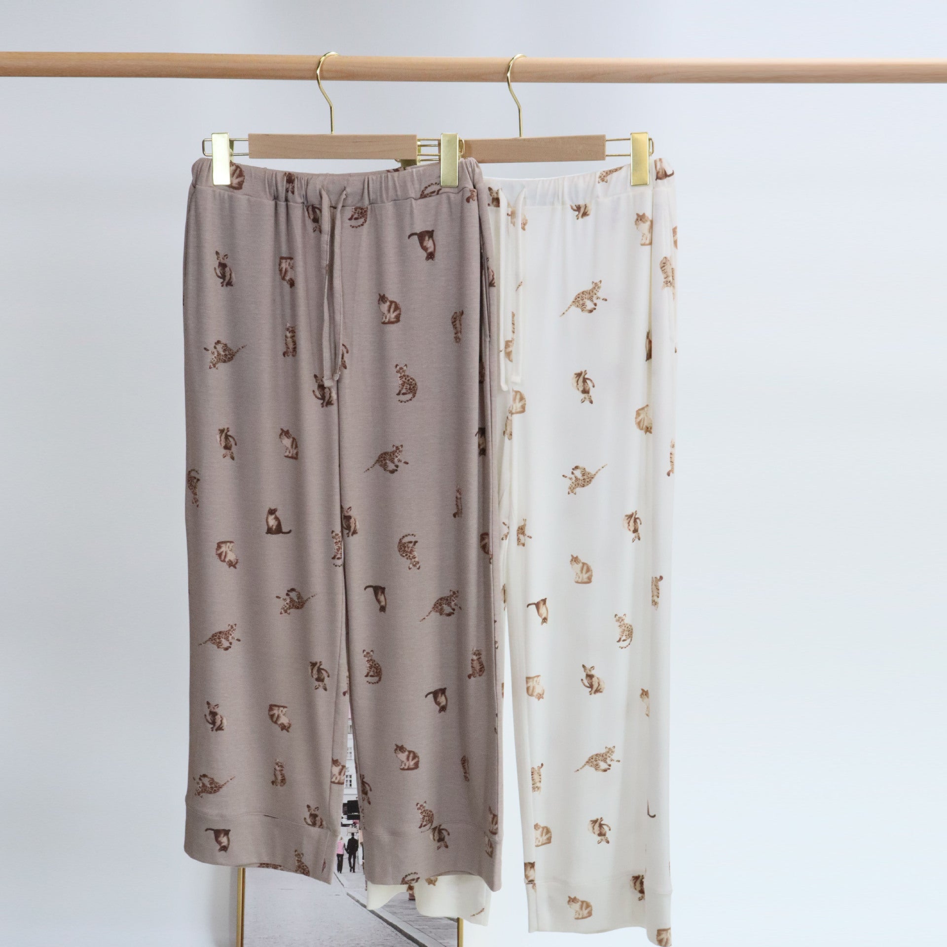 Cute Cat Print Modal Pajamas
